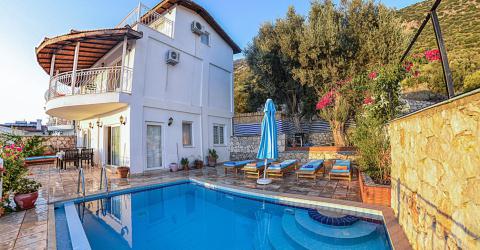 Villa Kaktüs Kalkan Kördere Mevkiinde, Deniz Manzaralı, Jakuzili, Merkeze Yakın Villa.