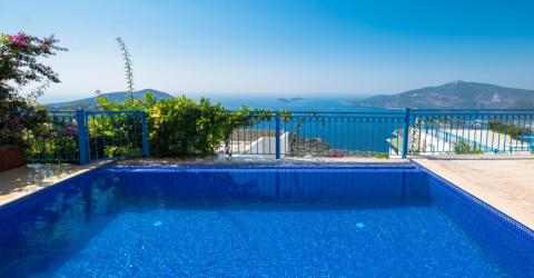 Villa Orkide 1  Kalkan Kördere Mevkiinde, Denize Manzaralı, Merkeze Yakın Villa.