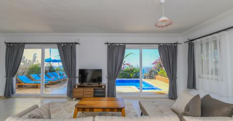 Villa Orkide 2 Kalkan Kördere Mevkiinde, Deniz Manzaralı, Özel Havuzlu, Merkeze Yakın Villa.