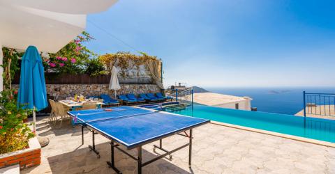 Villa Biba 2 Deniz  Manzaralı Merkeze Yakın Masa Tenisli Lüks Villa 