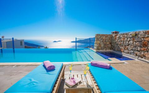 Villa Biba 1 Deniz Manzaralı Merkeze Yakın  Masa Tenisli Lüks Villa 